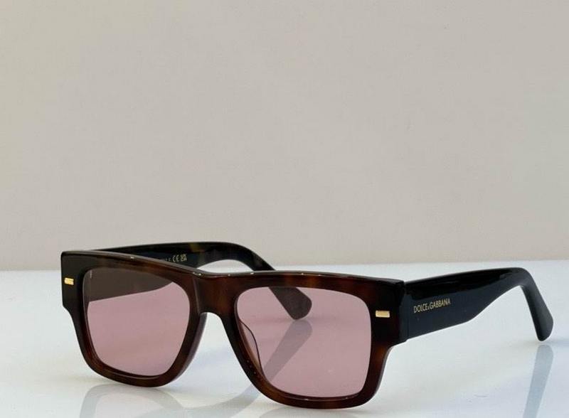 D&G Sunglasses 152